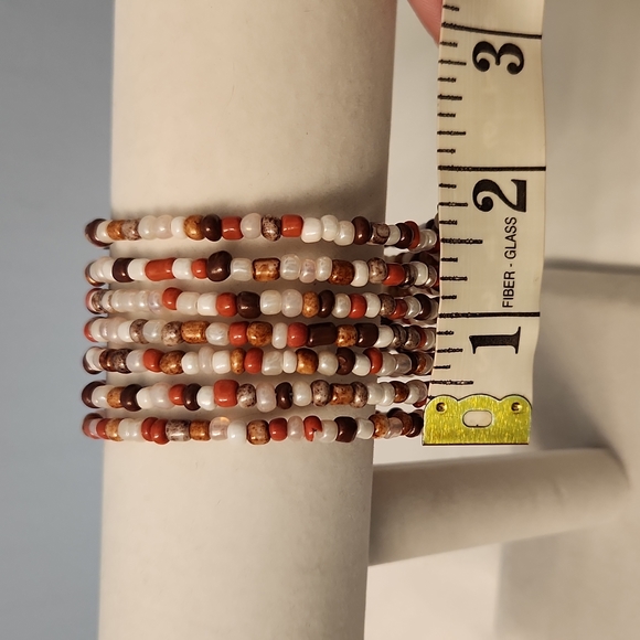 Handmade memory wire bracelet - Picture 4 of 5